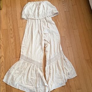 BOHO CHIC Cream Off-Shoulder Jumpsuit